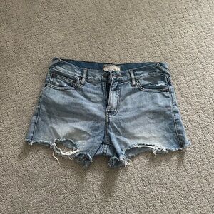 Free People denim shorts size 26